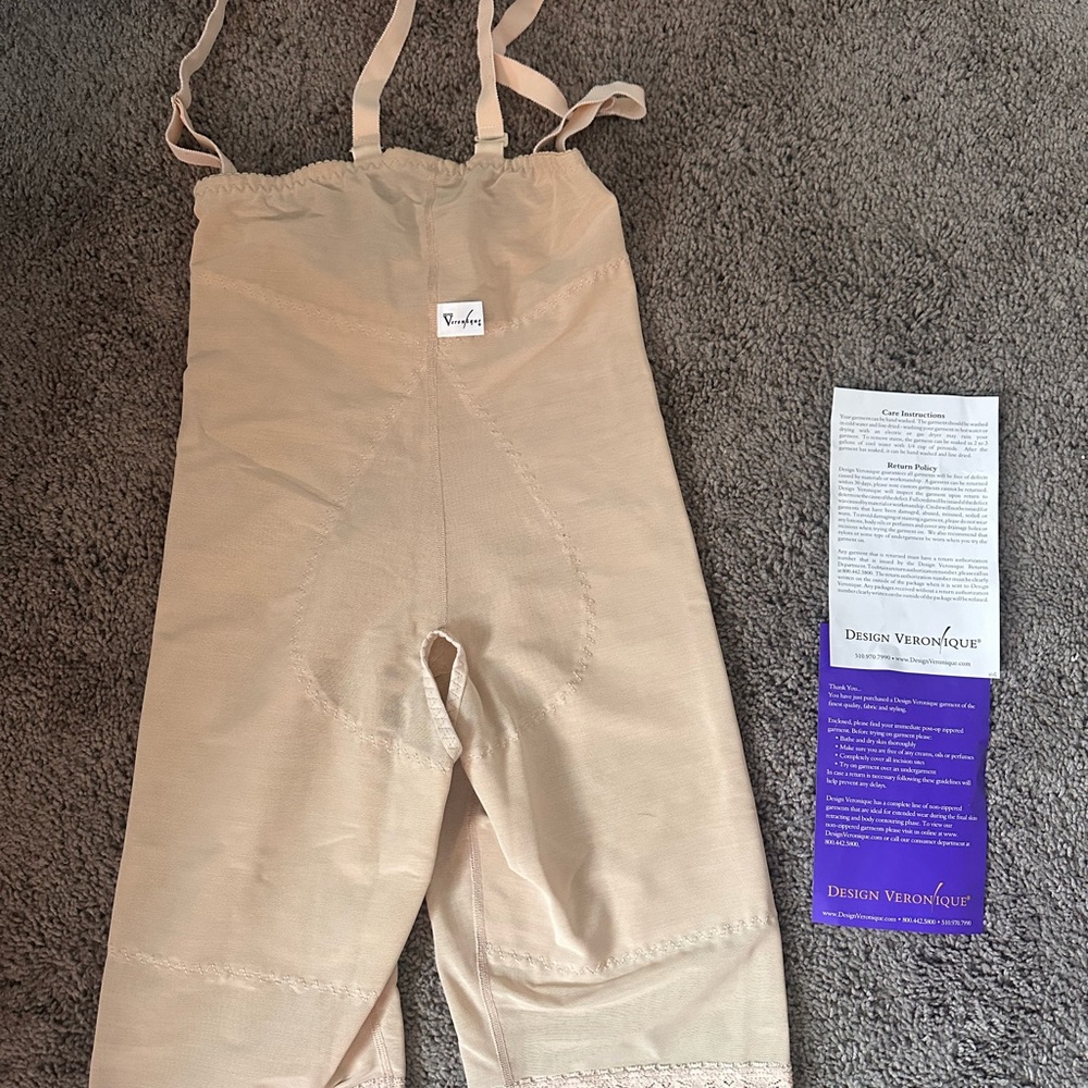 Design Veronique Non Zippered Body Garmet: post lipo surgery recovery — size M